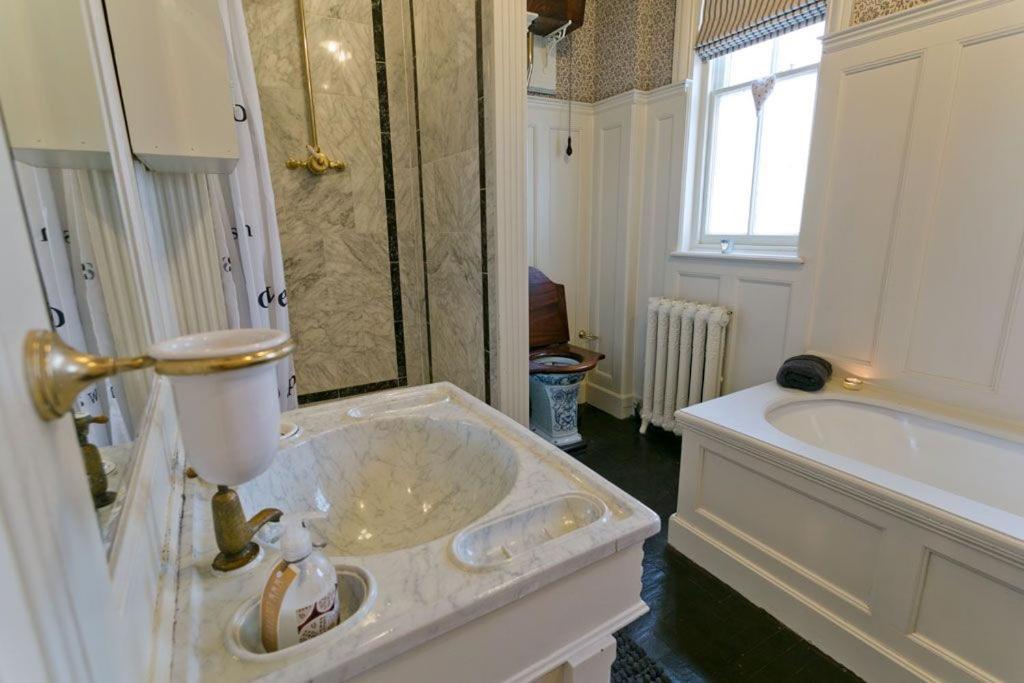 Вилла Bay House Бомарис Экстерьер фото
